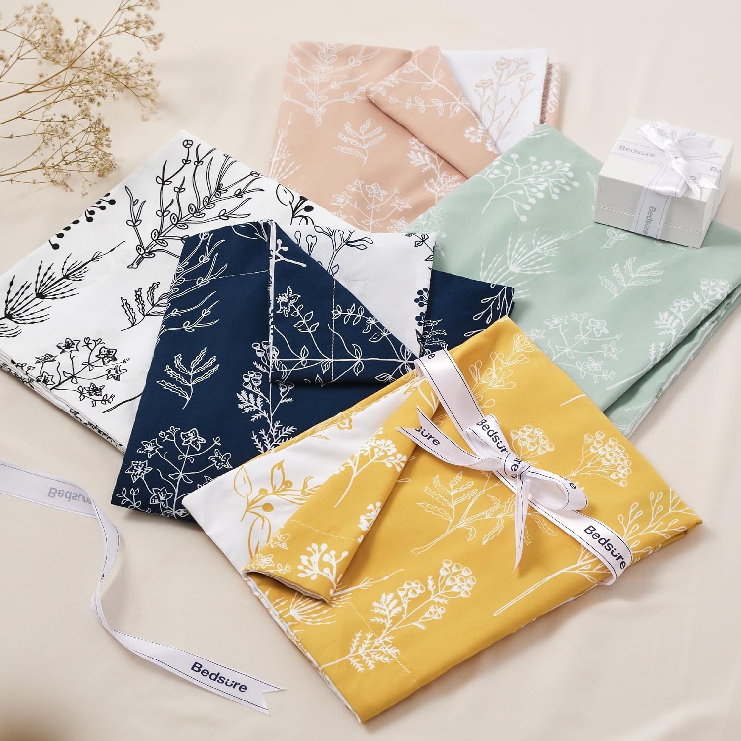 image:imageBedsure Light Grey Queen Comforter Set Reversible Floral Bed Set Soft Summer Lightweight Bedding for Bedroom 1 Soft Botanical Flowers Comforter and 2 Pillow Shams18 Glod