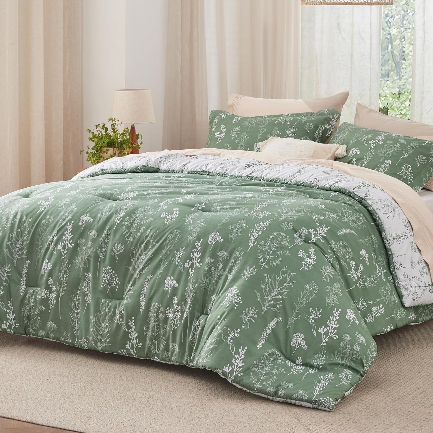 image:imageBedsure Light Grey Queen Comforter Set Reversible Floral Bed Set Soft Summer Lightweight Bedding for Bedroom 1 Soft Botanical Flowers Comforter and 2 Pillow ShamsGreen