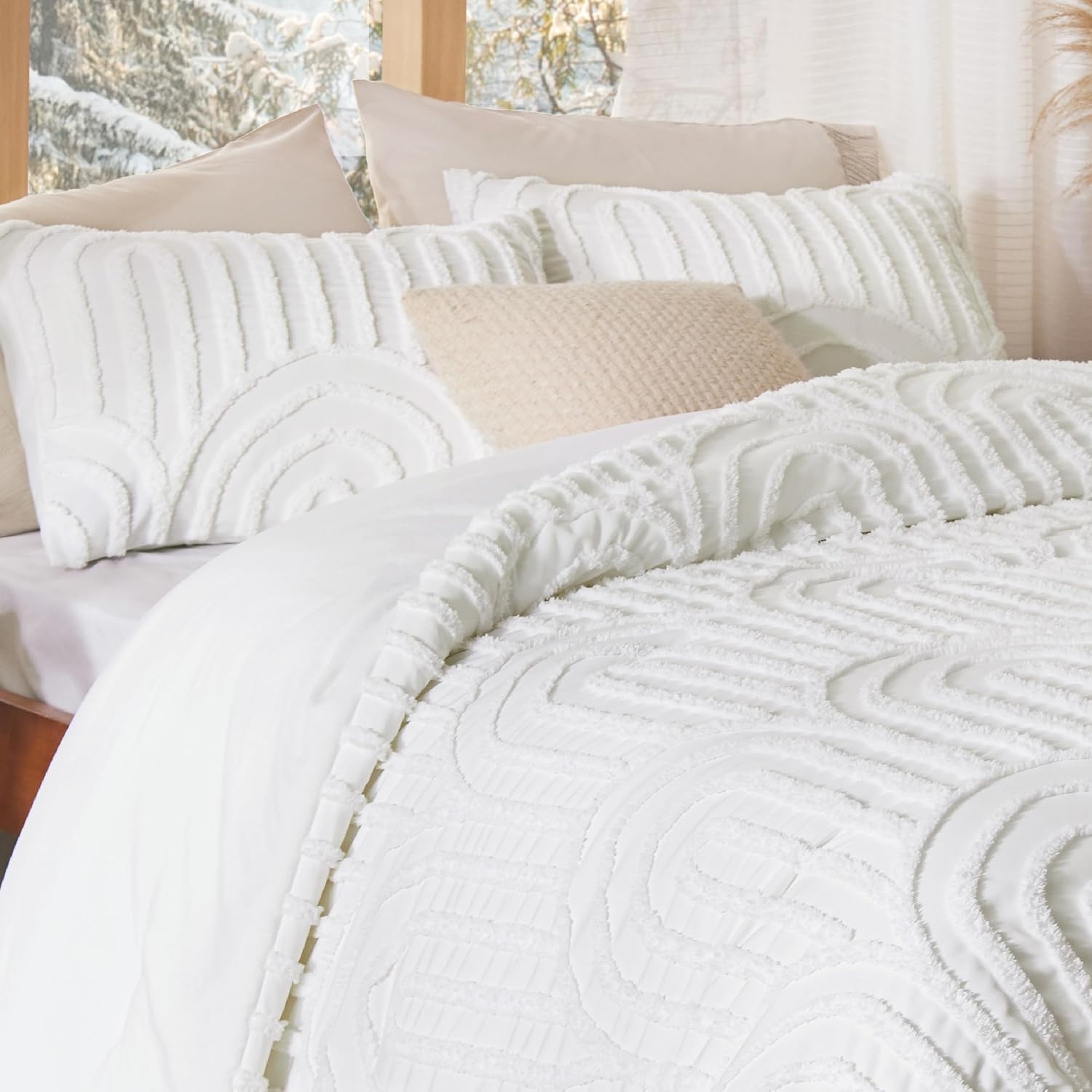 image:imageBedsure Pink King Size Comforter Set GentleSoft 3 Pieces Breathable Bow Comforter Set Women with 2 Pillow Shams Cute King Bedding Set Pink Room Decor Aesthetic Bedroom Decor 104x90 Inches02 Arch Jacquard White