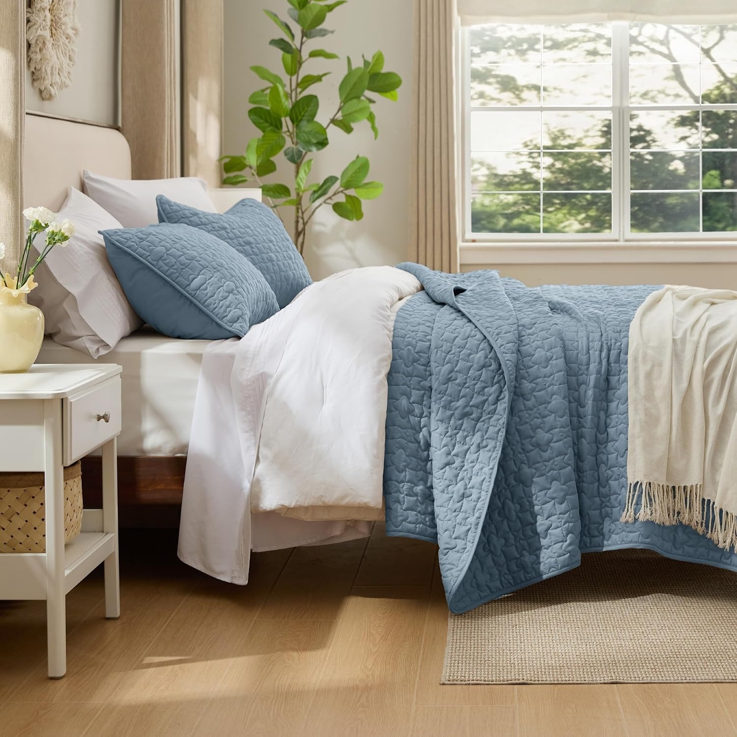 image:imageBedsure Queen Size Quilt Lightweight Comforter Set Mineral Blue Bedspread Coverlet Basket Weave AllSeason Comfort SkinFriendly Soft Breathable Machine Washable 90x96 3 Pcs 2 Pillow Shams11 Dusty Blue Lucky Star