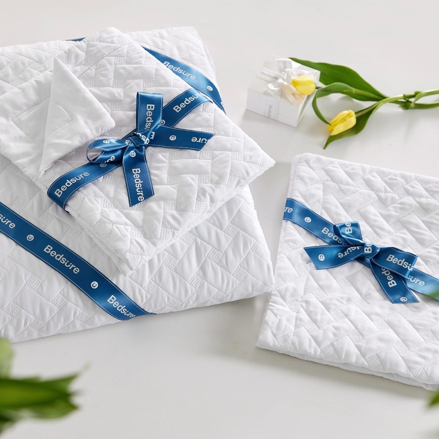 image:imageBedsure Queen Size Quilt Lightweight Comforter Set Mineral Blue Bedspread Coverlet Basket Weave AllSeason Comfort SkinFriendly Soft Breathable Machine Washable 90x96 3 Pcs 2 Pillow Shams02 White