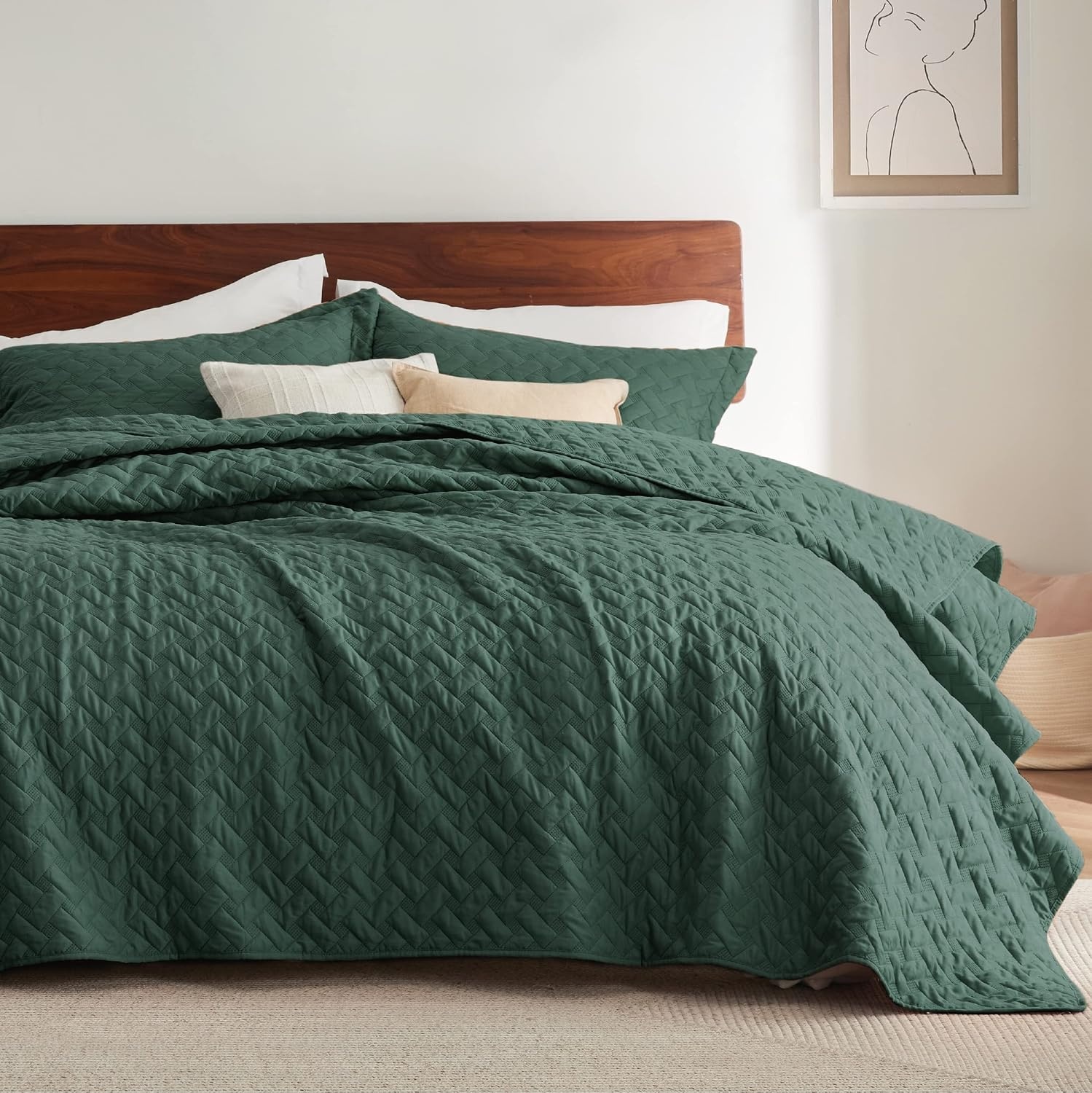 image:imageBedsure Queen Size Quilt Lightweight Comforter Set Mineral Blue Bedspread Coverlet Basket Weave AllSeason Comfort SkinFriendly Soft Breathable Machine Washable 90x96 3 Pcs 2 Pillow Shams07 Dark Green