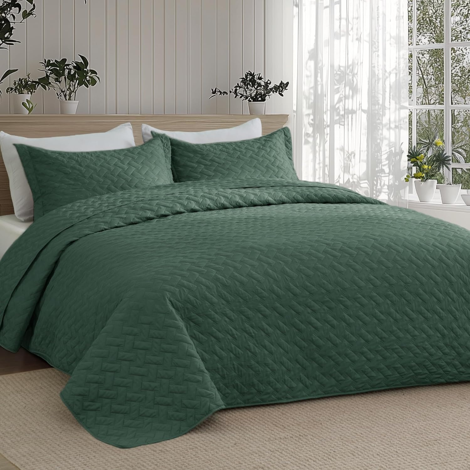 image:imageBedsure Queen Size Quilt Lightweight Comforter Set Mineral Blue Bedspread Coverlet Basket Weave AllSeason Comfort SkinFriendly Soft Breathable Machine Washable 90x96 3 Pcs 2 Pillow Shams07 Dark Green