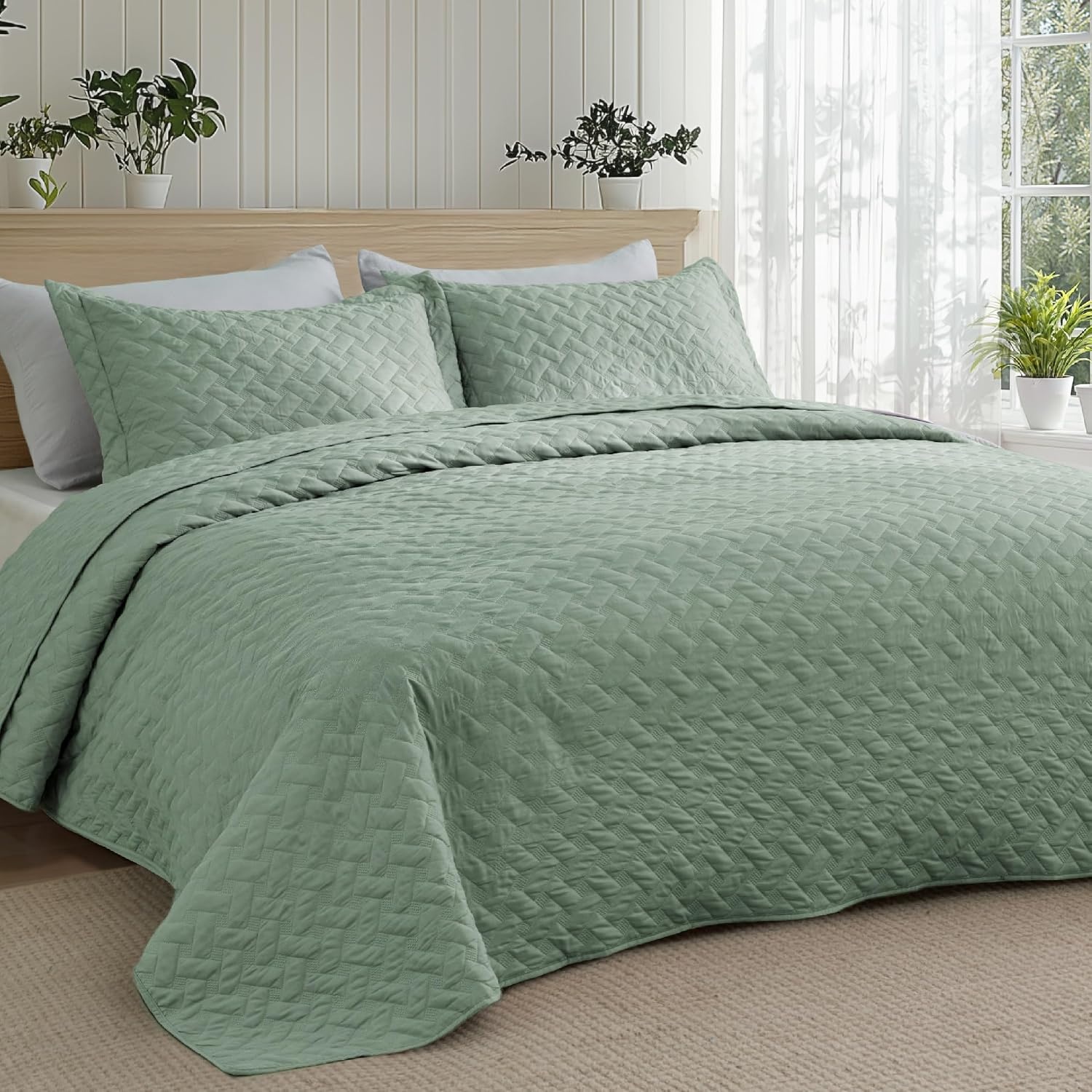 image:imageBedsure Queen Size Quilt Lightweight Comforter Set Mineral Blue Bedspread Coverlet Basket Weave AllSeason Comfort SkinFriendly Soft Breathable Machine Washable 90x96 3 Pcs 2 Pillow Shams08 Sage Green