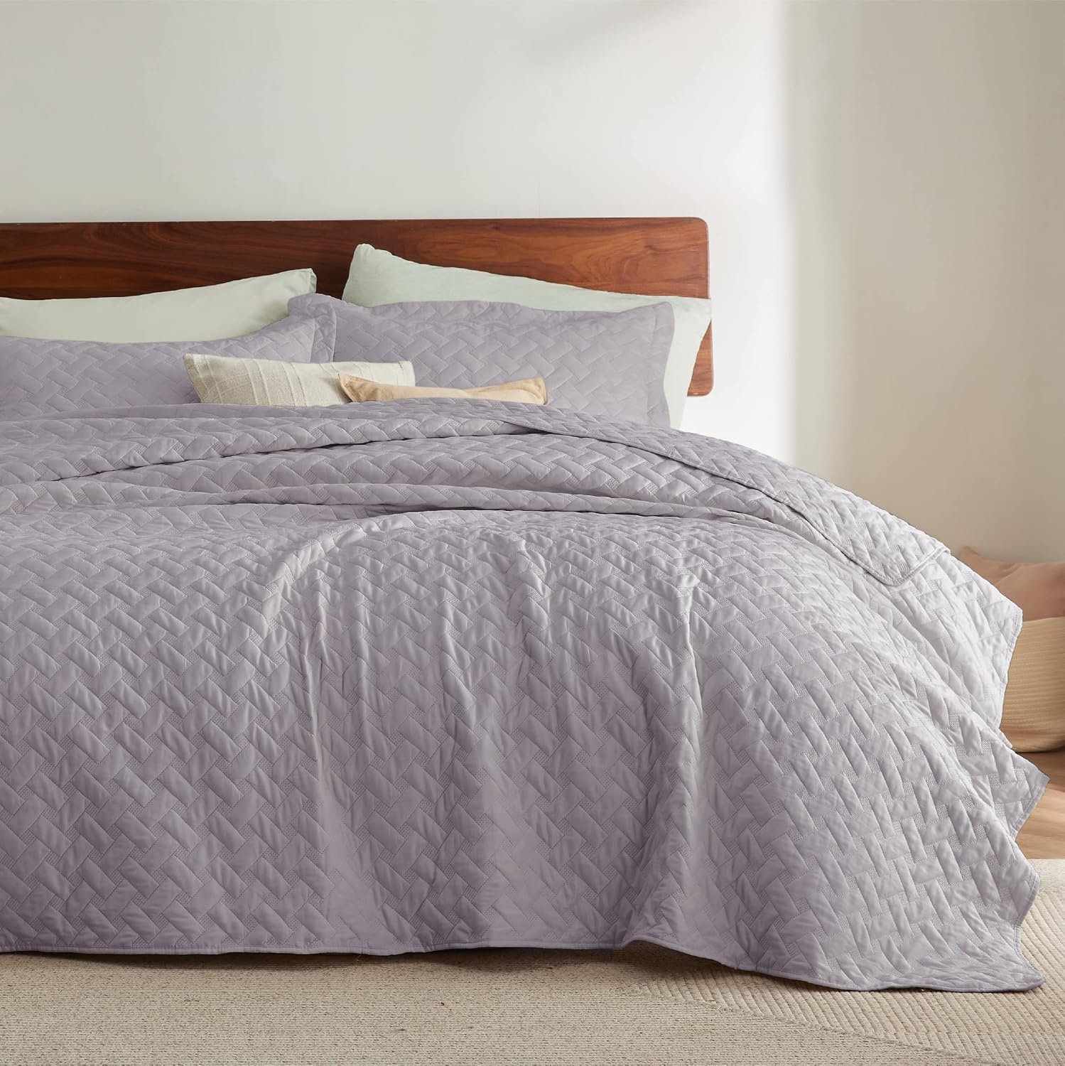 image:imageBedsure Queen Size Quilt Lightweight Comforter Set Mineral Blue Bedspread Coverlet Basket Weave AllSeason Comfort SkinFriendly Soft Breathable Machine Washable 90x96 3 Pcs 2 Pillow Shams22 Light Purple