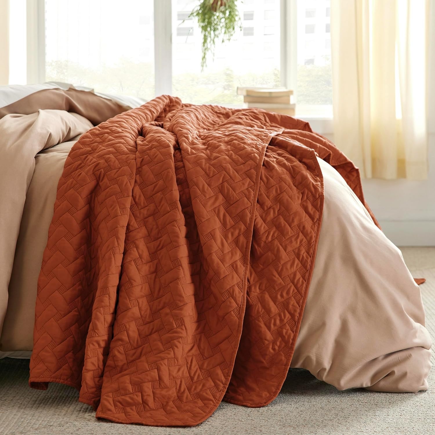 image:imageBedsure Queen Size Quilt Lightweight Comforter Set Mineral Blue Bedspread Coverlet Basket Weave AllSeason Comfort SkinFriendly Soft Breathable Machine Washable 90x96 3 Pcs 2 Pillow Shams18 Red Orange