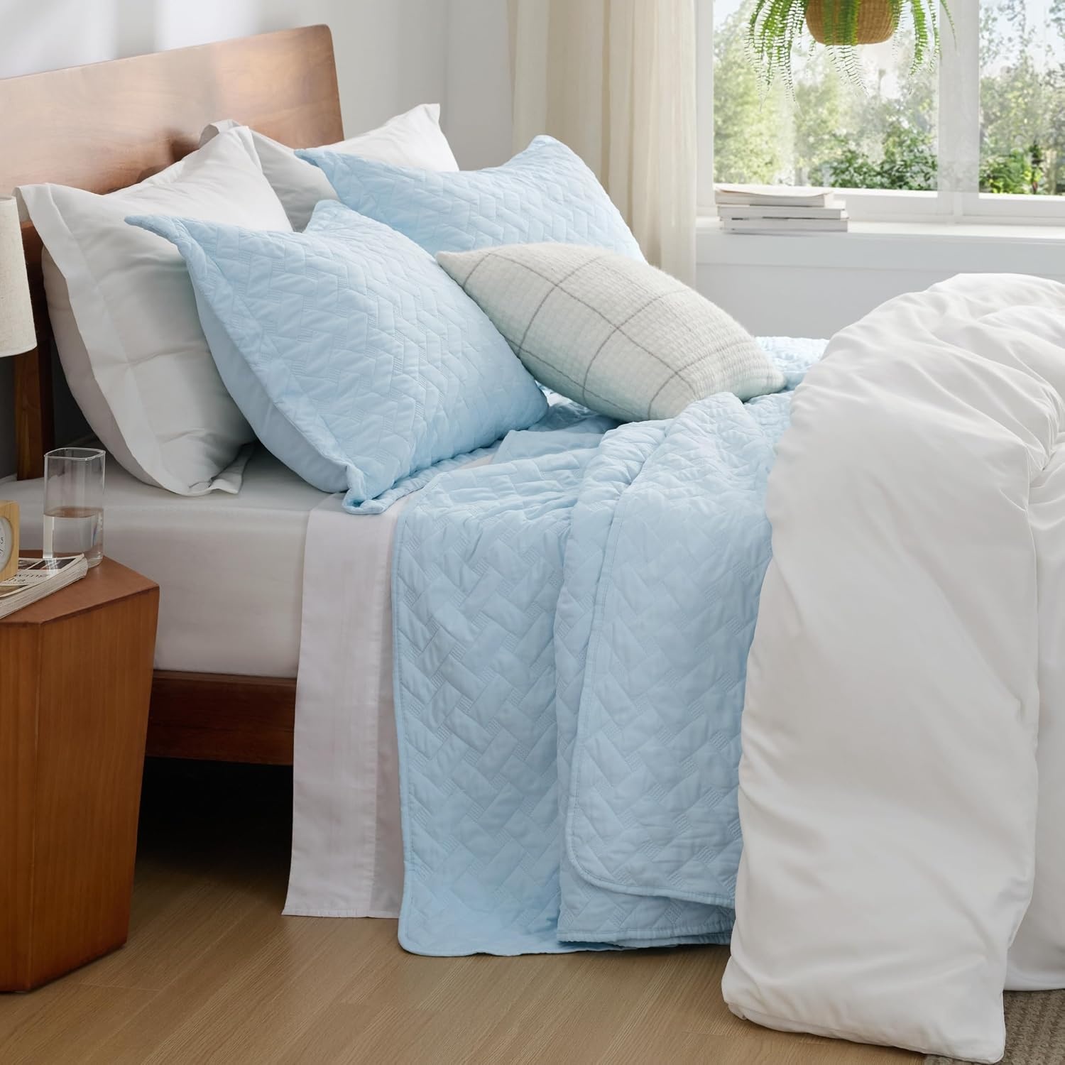 image:imageBedsure Queen Size Quilt Lightweight Comforter Set Mineral Blue Bedspread Coverlet Basket Weave AllSeason Comfort SkinFriendly Soft Breathable Machine Washable 90x96 3 Pcs 2 Pillow Shams25 Sky Blue