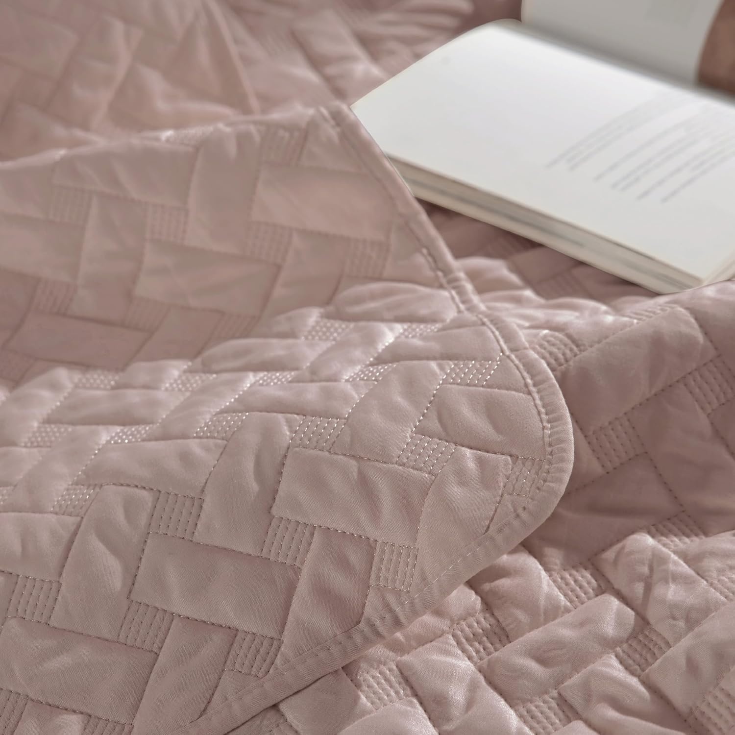 image:imageBedsure Queen Size Quilt Lightweight Comforter Set Mineral Blue Bedspread Coverlet Basket Weave AllSeason Comfort SkinFriendly Soft Breathable Machine Washable 90x96 3 Pcs 2 Pillow Shams23 Dusty Rose