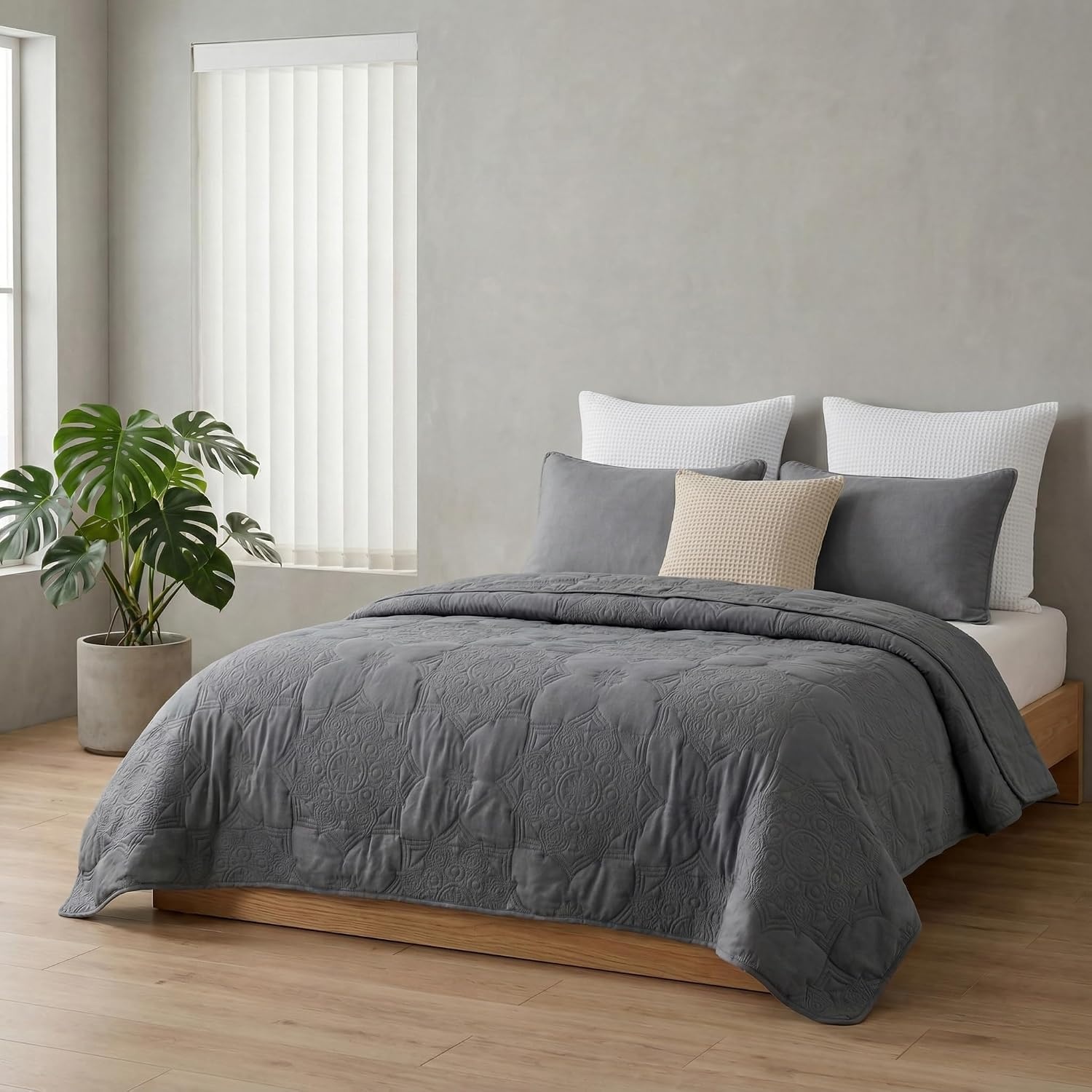 image:imageBedsure Quilts Queen Size Bedspread Thin Comforter Charcoal Coverlet AllSeason Bedding Soft Modern Clover Pattern StitchFree QuiltTech PetFriendly Machine Washable 90x96in 3 Pcs20 Drak Grey Floral