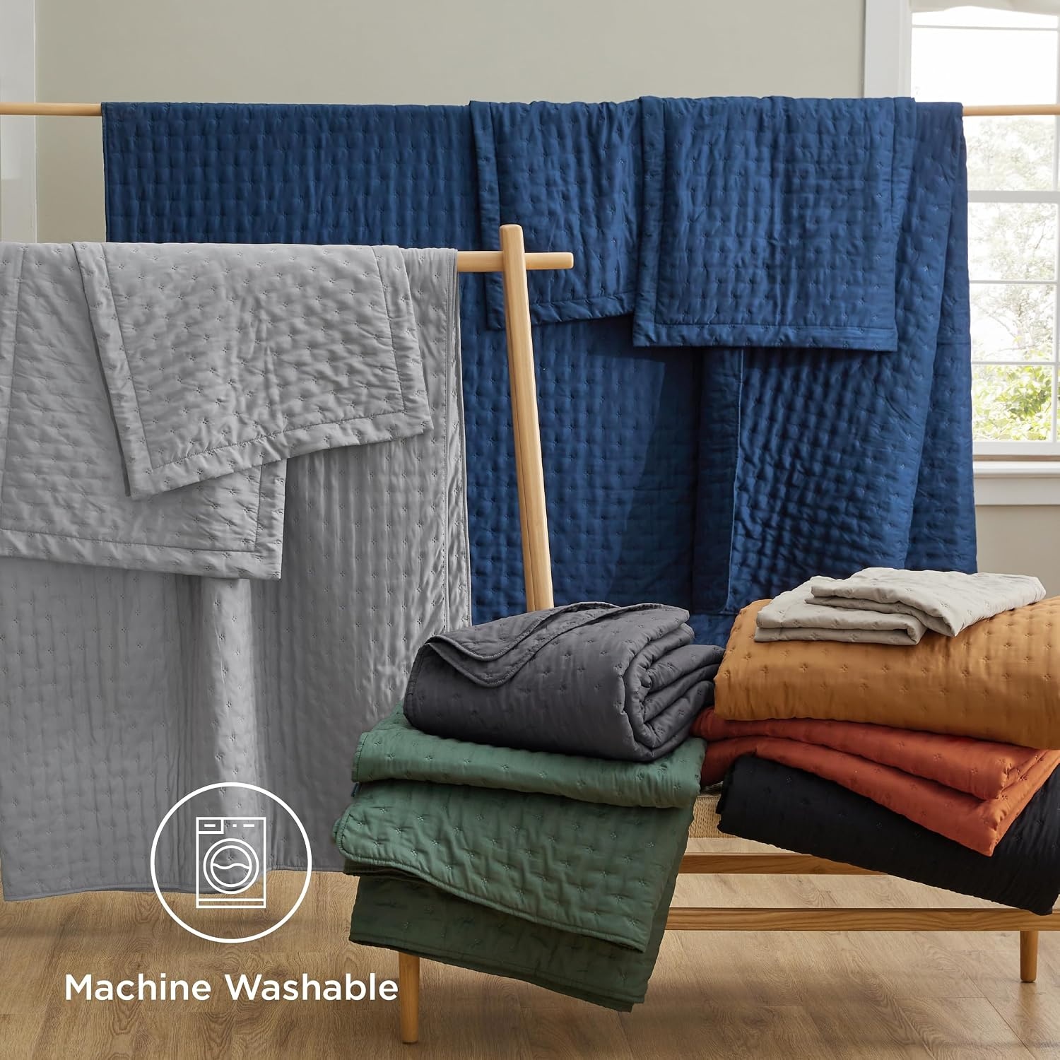 image:imageBedsure Quilts Queen Size Bedspread Thin Comforter Charcoal Coverlet AllSeason Bedding Soft Modern Clover Pattern StitchFree QuiltTech PetFriendly Machine Washable 90x96in 3 Pcs13 Oatmeal Clover