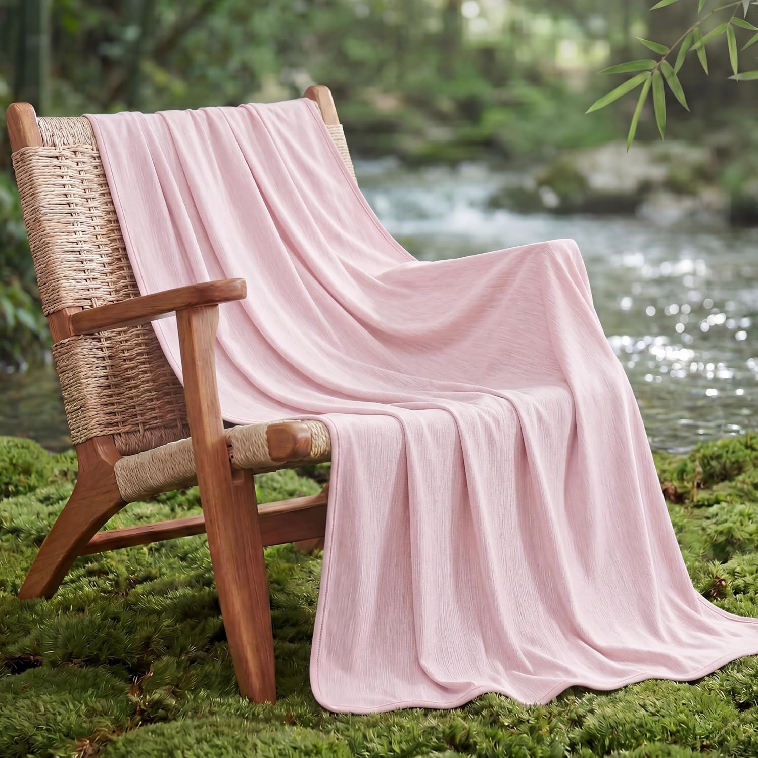 image:imageBedsure Silky Soft Cooling Blanket for Hot Sleepers Throw XL Dark Grey Summer Picnic Travel Outdoor Camping Couch Bed Sofa Chair Rayon Derived from Bamboo Cold Cool Ice Lightweight05 Pink