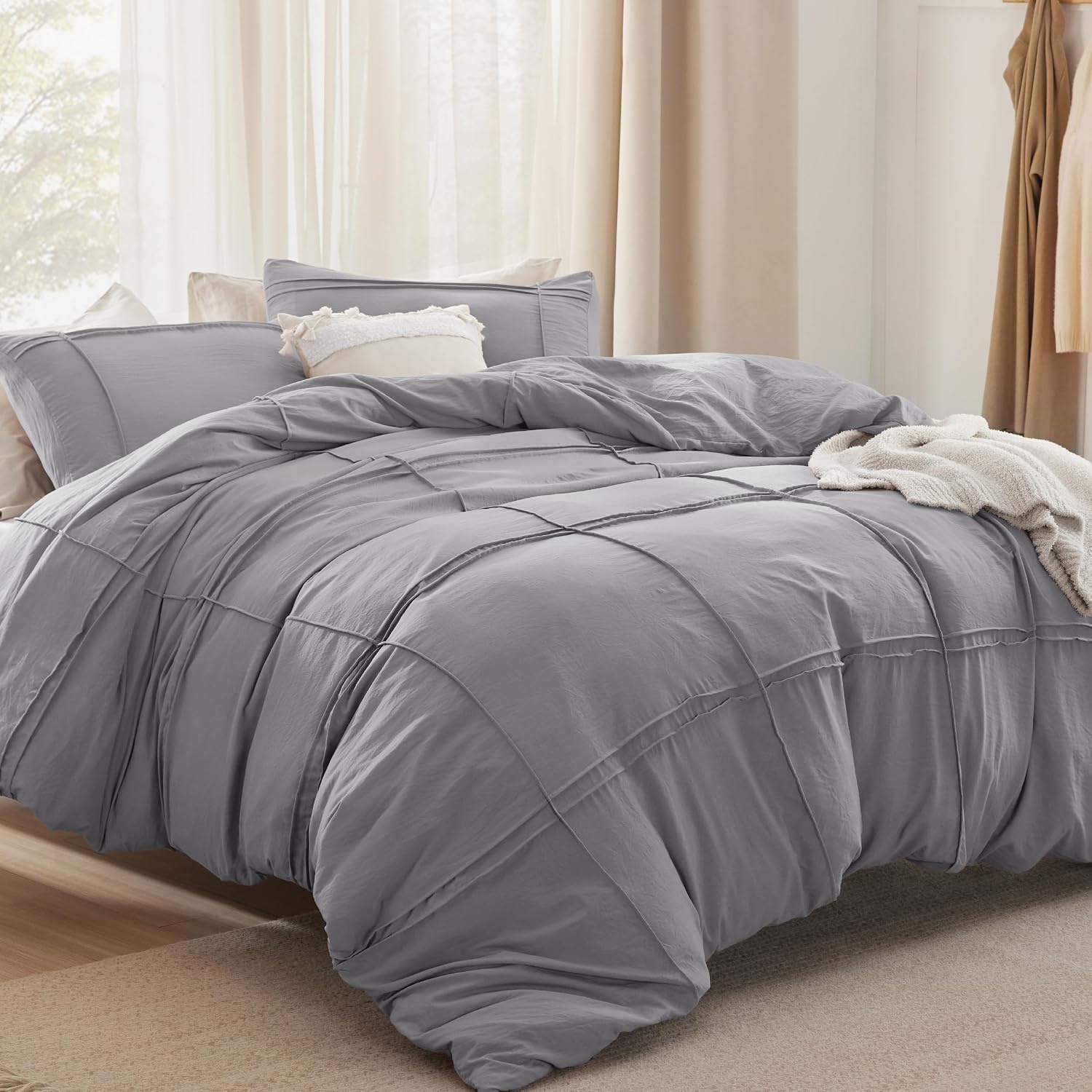 image:imageBedsure Textured Duvet Cover King Size Soft amp Breathable Comforter Cover for All Season 3 Pieces WrinkleResistant Zipper Bedding with 8 Corner Ties Olive Green09 Grey Grid No Comforter