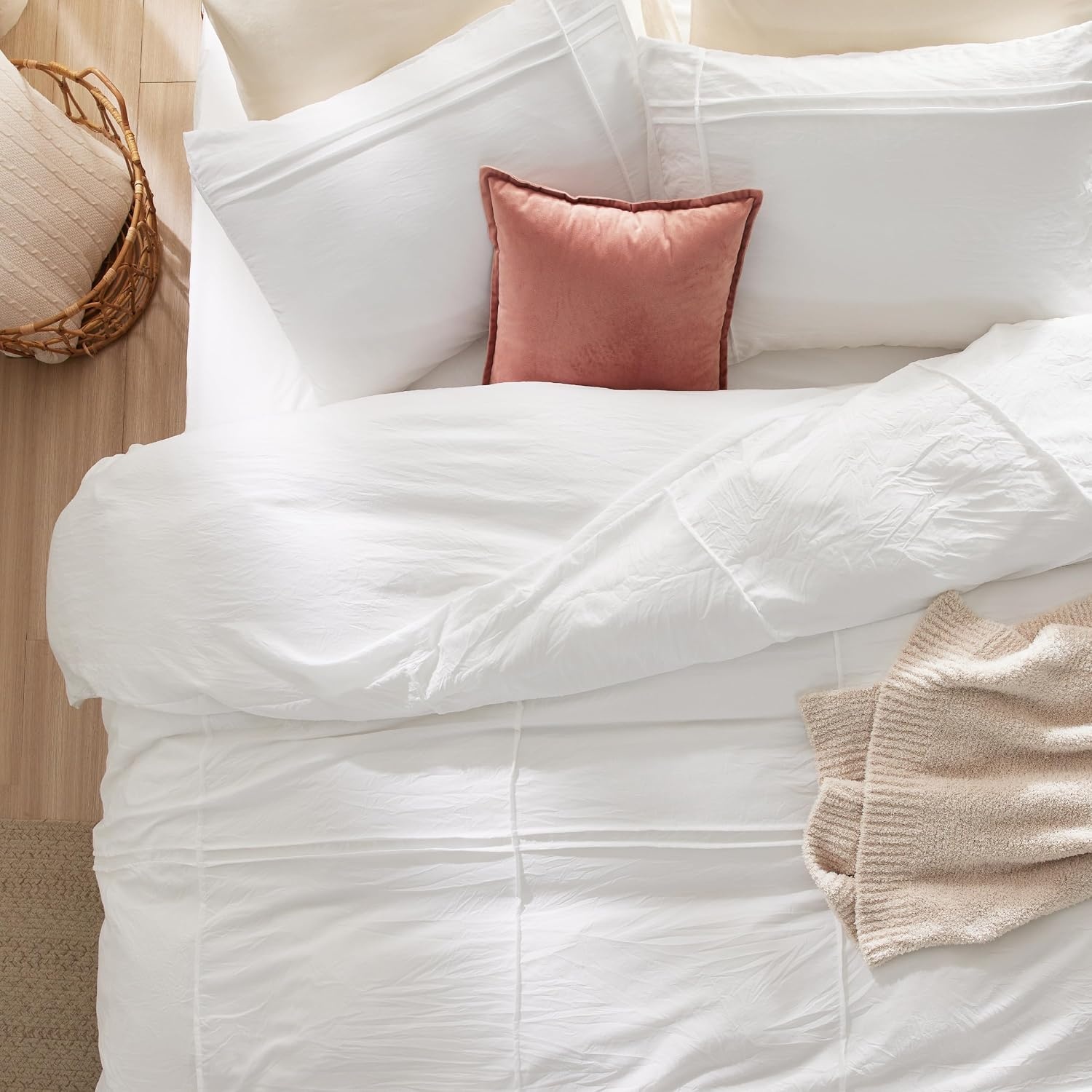 image:imageBedsure Textured Duvet Cover King Size Soft amp Breathable Comforter Cover for All Season 3 Pieces WrinkleResistant Zipper Bedding with 8 Corner Ties Olive Green34 White Grid No Comforter