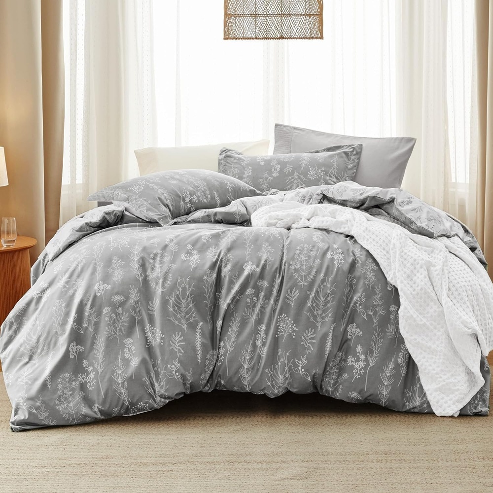 image:imageBedsure Light Grey Queen Comforter Set  Reversible Floral Bed Set Soft Summer Lightweight Bedding for Bedroom 1 Soft Botanical Flowers Comforter and 2 Pillow Shams04  Light Grey