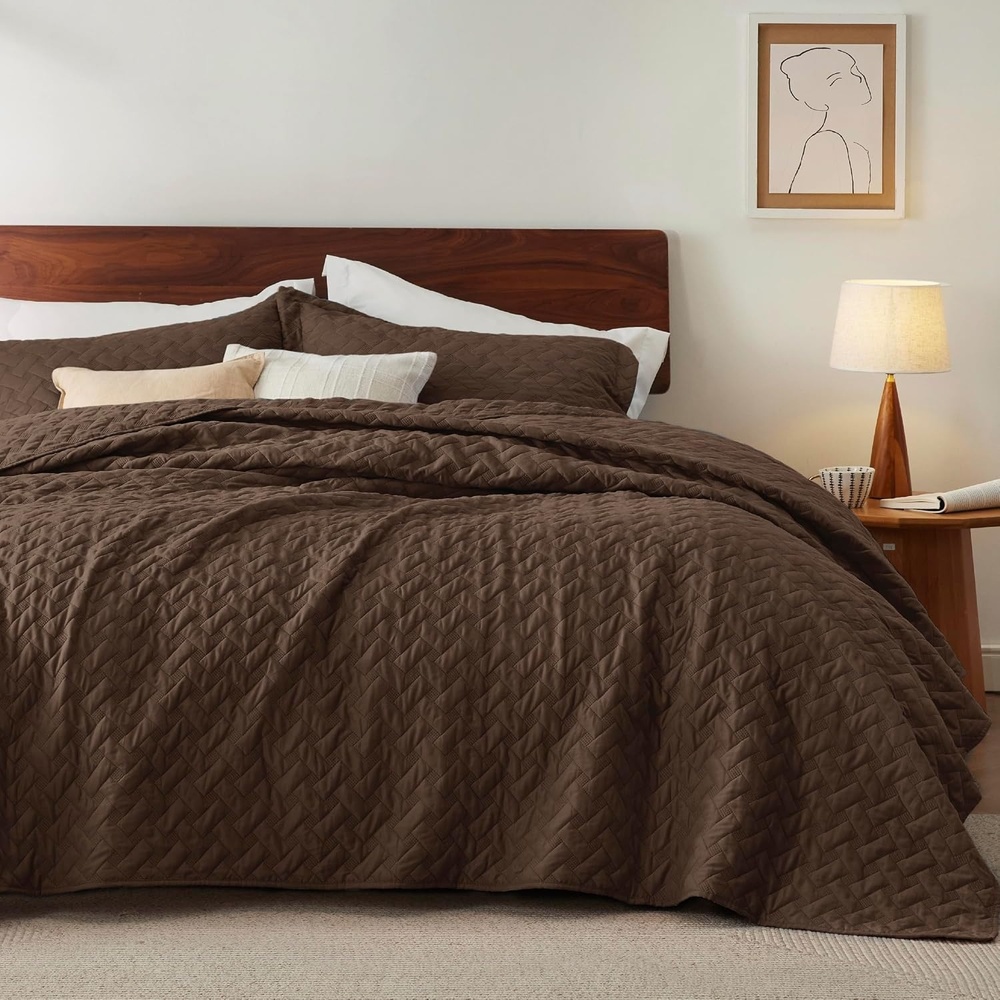 image:imageBedsure Queen Size Quilt Lightweight Comforter Set Mineral Blue Bedspread Coverlet Basket Weave AllSeason Comfort SkinFriendly Soft Breathable Machine Washable 90x96 3 Pcs 2 Pillow Shams21 Brown