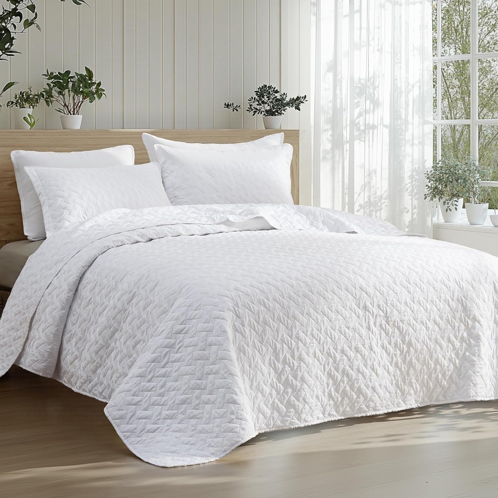 image:imageBedsure Queen Size Quilt Lightweight Comforter Set Mineral Blue Bedspread  Coverlet Basket Weave AllSeason Comfort SkinFriendly Soft Breathable Machine Washable 90x96 3 Pcs 2 Pillow Shams02  White