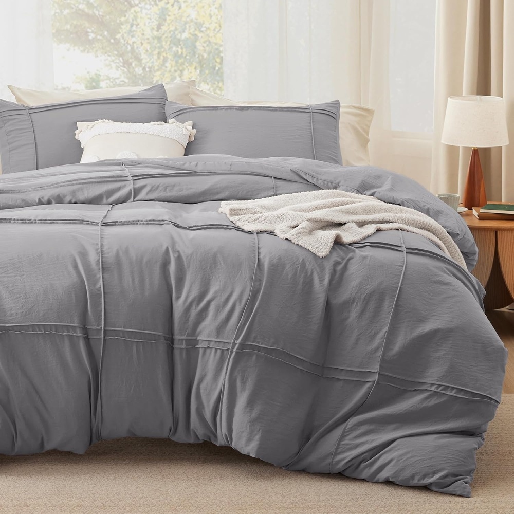 image:imageBedsure Textured Duvet Cover King Size Soft amp Breathable Comforter Cover for All Season 3 Pieces WrinkleResistant Zipper Bedding with 8 Corner Ties Olive Green09  Grey  Grid No Comforter