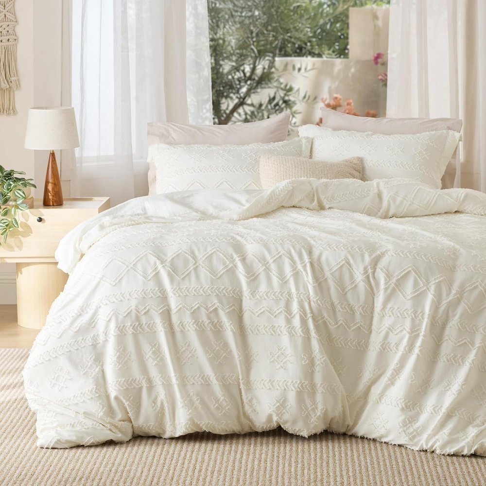 image:imageBedsure Textured Duvet Cover King Size Soft amp Breathable Comforter Cover for All Season 3 Pieces WrinkleResistant Zipper Bedding with 8 Corner Ties Olive Green06  White No Comforter