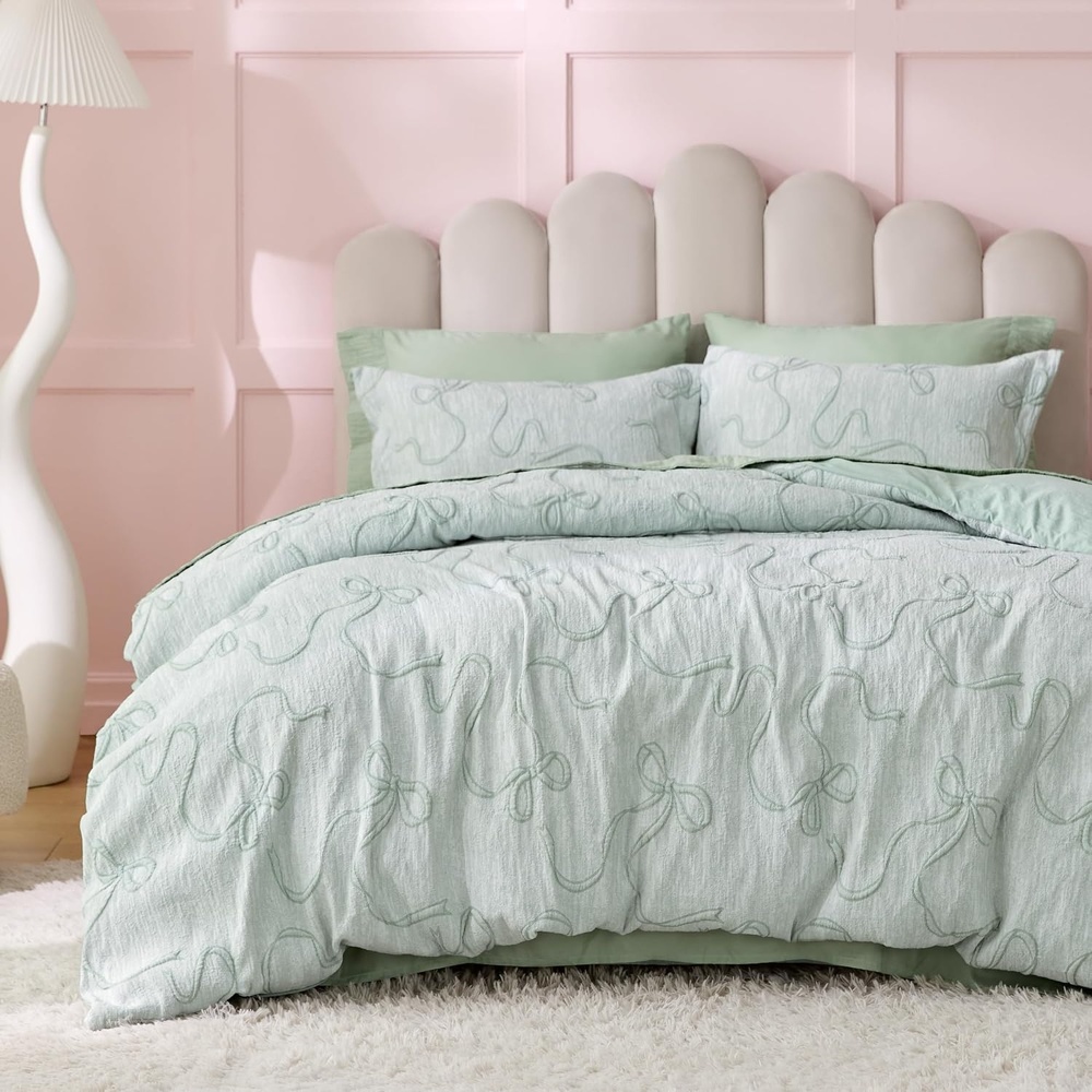 image:imageBedsure Textured Duvet Cover King Size Soft amp Breathable Comforter Cover for All Season 3 Pieces WrinkleResistant Zipper Bedding with 8 Corner Ties Olive Green01  Green Bowknot No Comforter