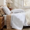 Bedsure Quilts Queen Size Bedspread, Thin Comforter, Charcoal Coverlet | All-Season Bedding, Soft, Modern Clover Pattern, Stitch-Free Quilt-Tech, Pet-Friendly, Machine Washable, 90x96in, 3 Pcs(01 – Bright White – Clover)