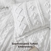 Bedsure Tufted Boho Comforter Set Queen Size – Beige Boho Bed Set, GentleSoft™ 3 Pieces Farmhouse-Style Embroidery Bedding, Gifts for Woman, Soft Jacquard Kids’ Queen Comforter for All Seasons(02 – Bright White – Elegant)