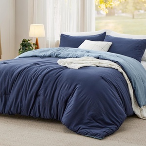 Bedsure Queen Comforter Set, Dark Gray Soft Prewashed Bedding for All Seasons, 3 Pieces GentleSoft™ Bed Set, 1 Lightweight Comforter (90″x90″) and 2 Pillowcases (20″x26″)(34 – Navy/Blue)