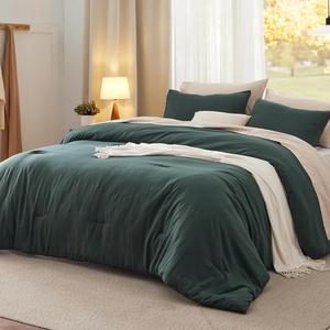 Bedsure Queen Comforter Set, Dark Gray Soft Prewashed Bedding for All Seasons, 3 Pieces GentleSoft™ Bed Set, 1 Lightweight Comforter (90″x90″) and 2 Pillowcases (20″x26″)(11 – Forest Green)
