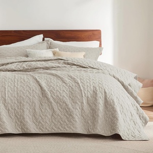 Bedsure Queen Size Quilt, Lightweight Comforter Set, Mineral Blue Bedspread | Coverlet, Basket Weave, All-Season Comfort, Skin-Friendly Soft, Breathable, Machine Washable, 90″x96″, 3 Pcs, 2 Pillow Shams(19 – Light Beige)