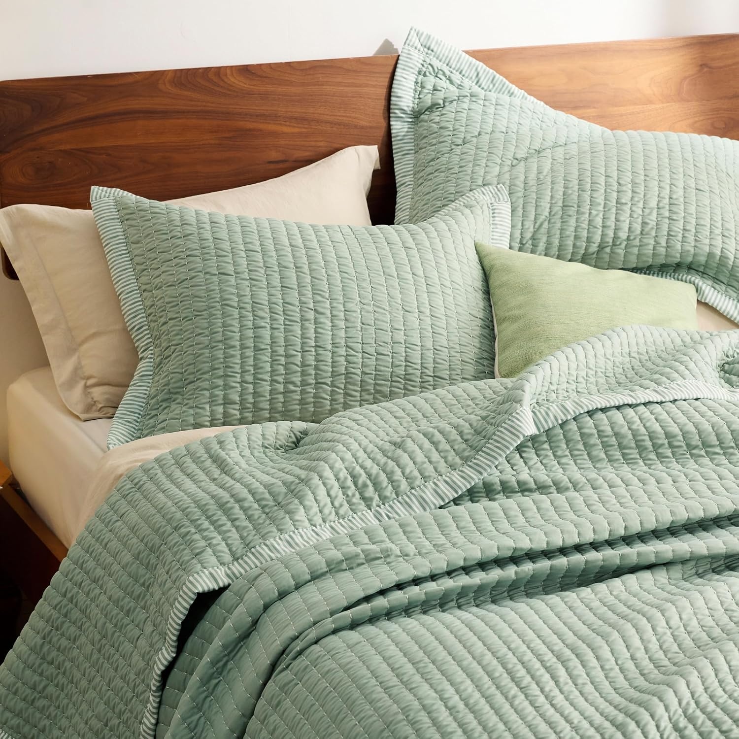 image:imageBedsure Bedspreads Queen Size Lightweight Striped Comforter Navy Breathable Ultra Soft Bedspread AllSeason Comfort Summer Coverlet Hot Sleepers Friendly OEKOTEX 3Piece Set 90x96in02 Green Contrast Border