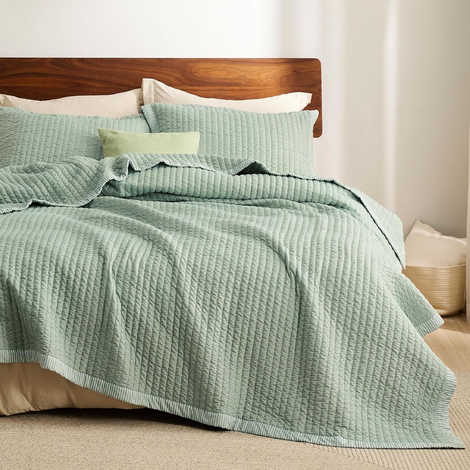 image:imageBedsure Bedspreads Queen Size Lightweight Striped Comforter Navy Breathable Ultra Soft Bedspread AllSeason Comfort Summer Coverlet Hot Sleepers Friendly OEKOTEX 3Piece Set 90x96in02 Green Contrast Border