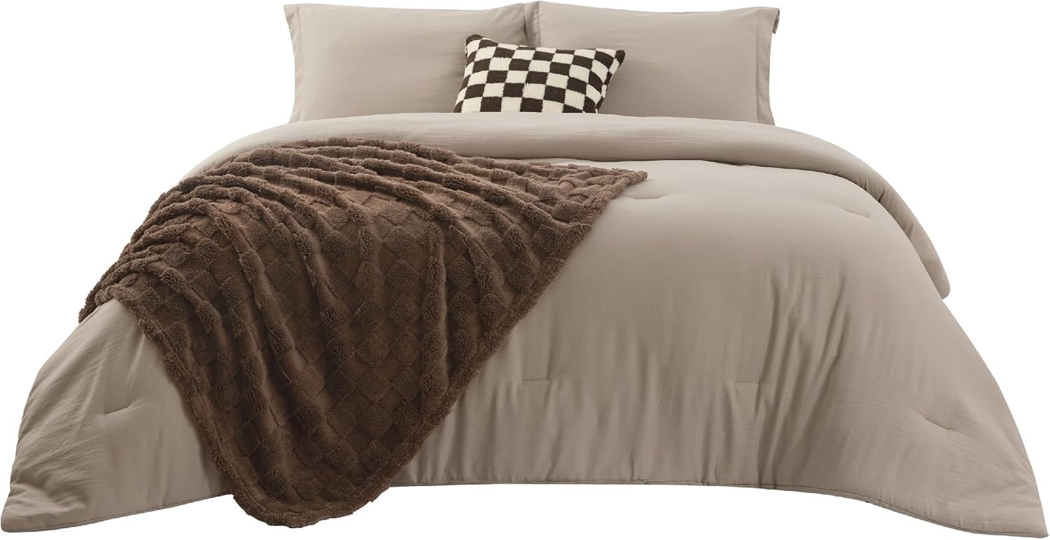 image:imageBedsure Comforter Queen Size 5 Pieces Queen Size Comforter Set with Checkered Throw Blanket and Decorative Pillow Lightweiget Bedding All Season Bedding Sets Light Camel04 Light Camel