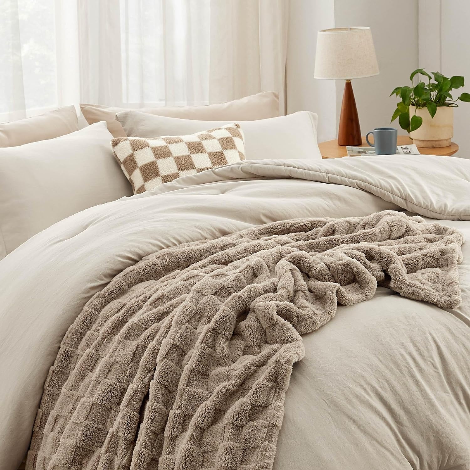 image:imageBedsure Comforter Queen Size 5 Pieces Queen Size Comforter Set with Checkered Throw Blanket and Decorative Pillow Lightweiget Bedding All Season Bedding Sets Light Camel01 Linen Plaid
