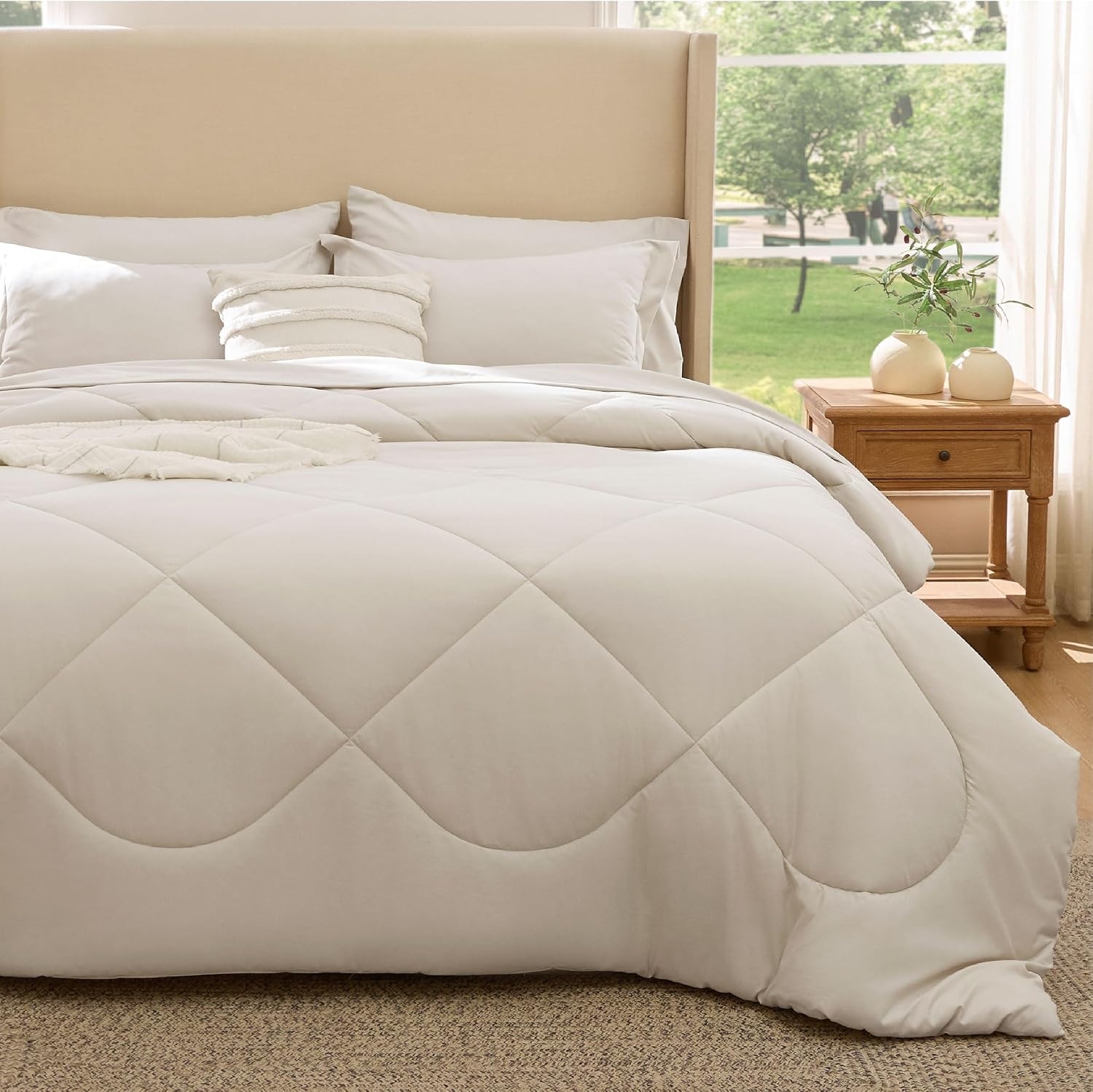 image:imageBedsure Premium Series 5 Piece Black Twin Comforter Set Goose Down Alternative All Season Medium Warmth Soft Hotel Luxury Bed in a Bag Safe for Sensitive Skin Includes Sheets Pillowcase amp Sham07 Cream Wavy Quilted
