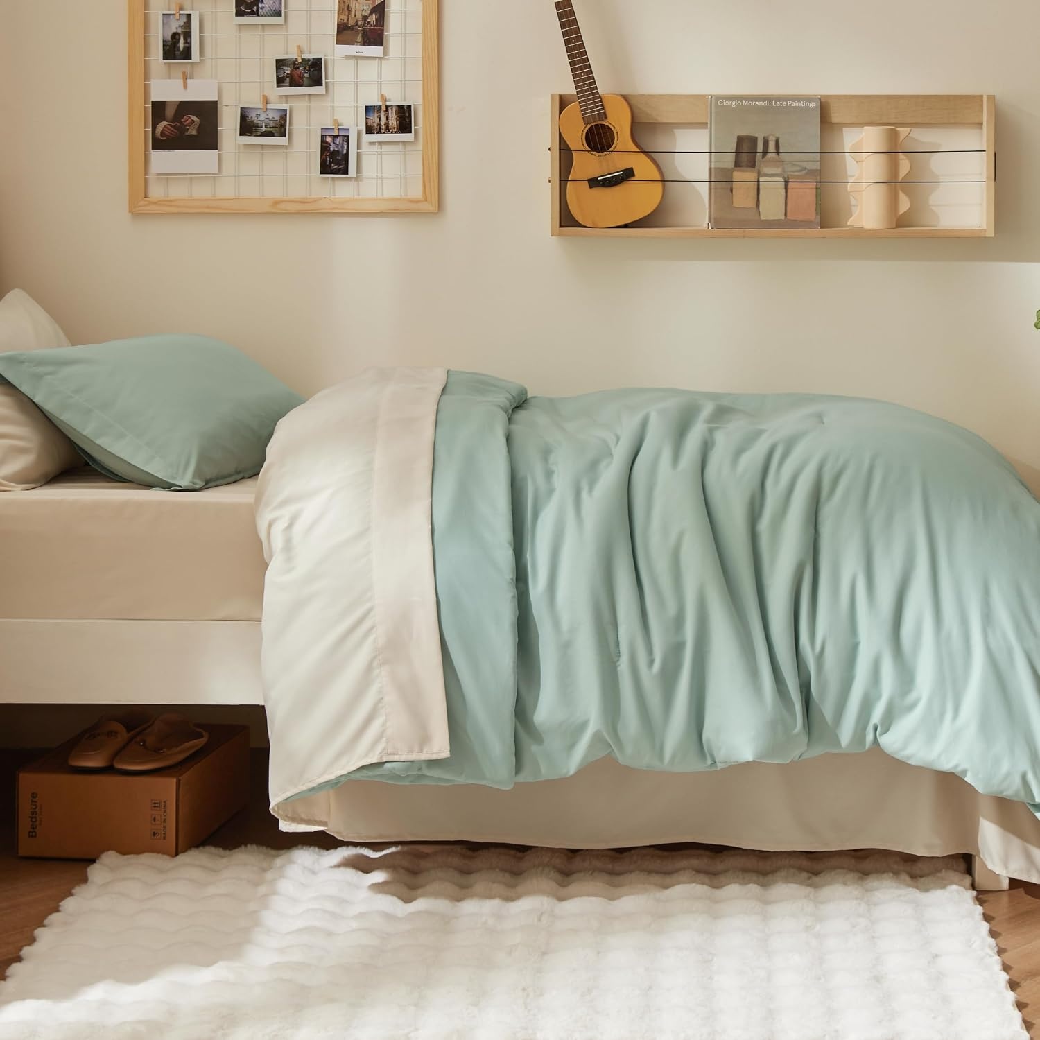 image:imageBedsure Queen Bed in a Bag Sage Green Comforter Set DualTone 7 Pieces Bedding Set All Seasons Contrasting Design Reversible Soft Modern with Sheets Breathable Bed Set 909001 Sage GreenBeige