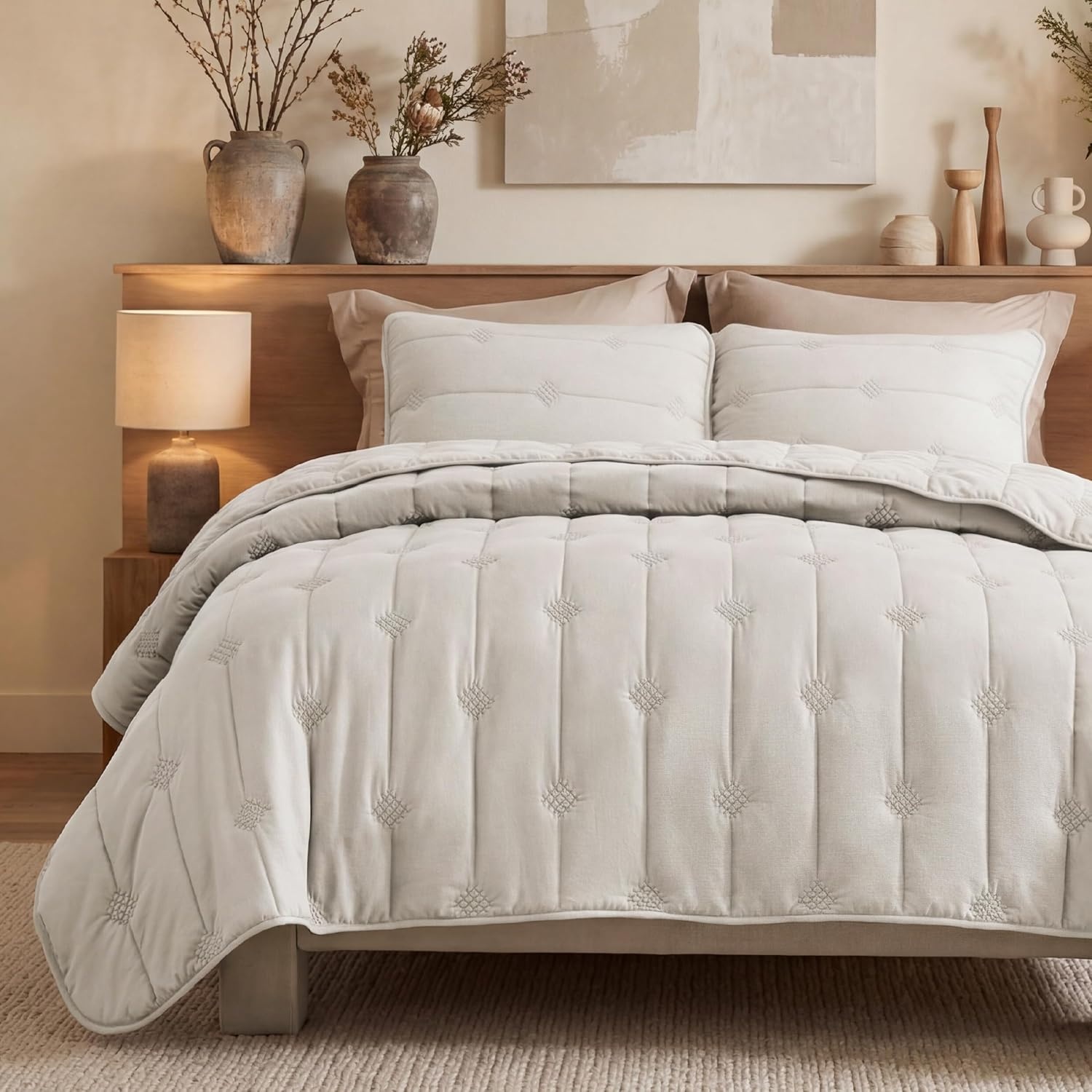 image:imageBedsure Queen Quilt Prewashed Extra Soft CottonLike Polyester Quilts Queen Size Lightweight Comforter Includes 1 Quilt 90x96 Inches with 2 Shams Machine Washable Dark Green03 Beige