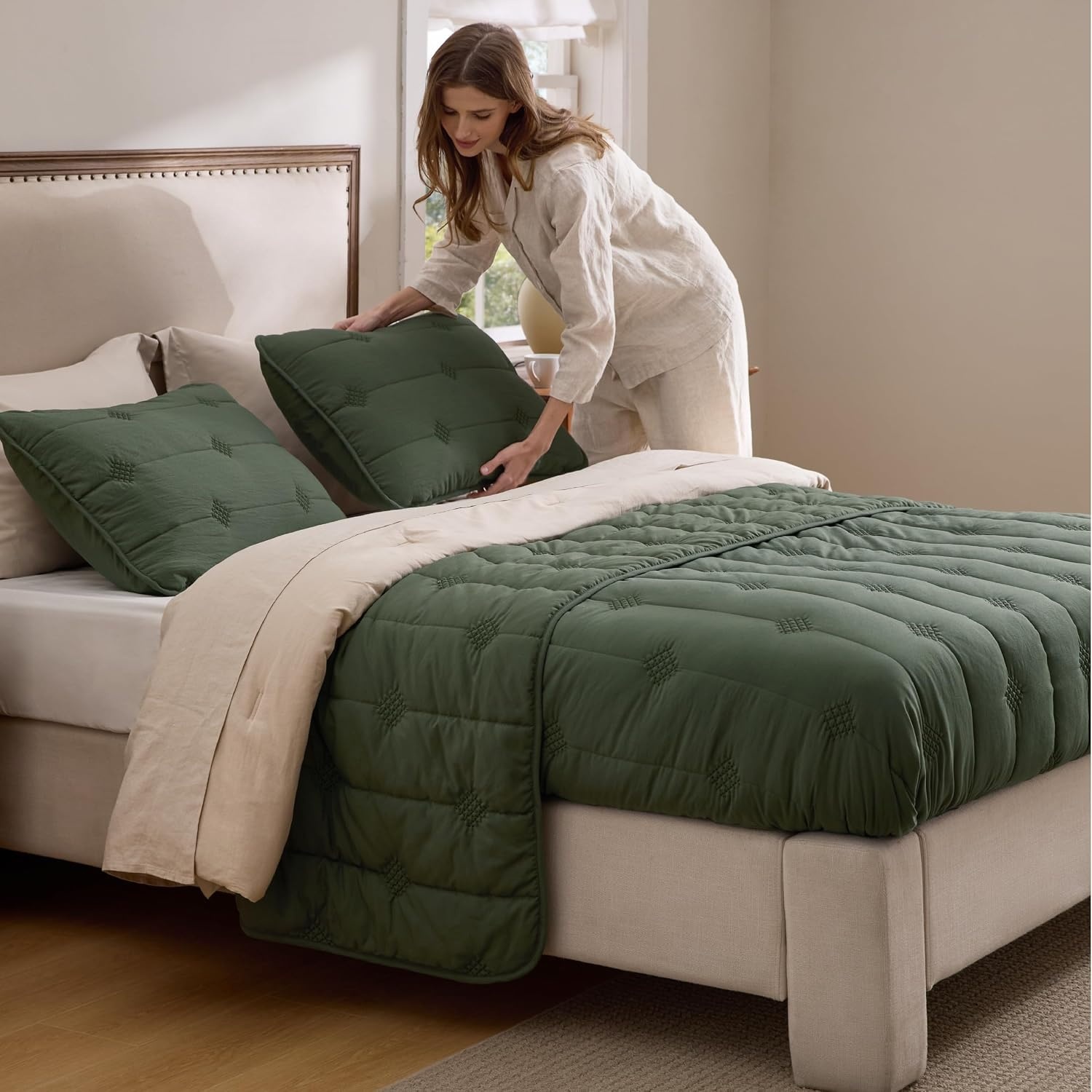 image:imageBedsure Queen Quilt Prewashed Extra Soft CottonLike Polyester Quilts Queen Size Lightweight Comforter Includes 1 Quilt 90x96 Inches with 2 Shams Machine Washable Dark Green01 Olive Green