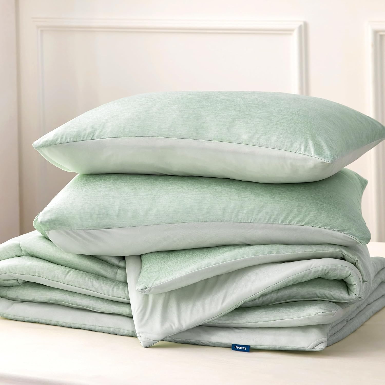 image:imageBedsure Cooling Comforter Queen Size Charcoal Black Reversible Comforter for Hot Sleepers amp Night Sweats All Season 3 Pieces 1 Soft Comforter 88x88 and 2 Pillow Cases 20x26Light Green