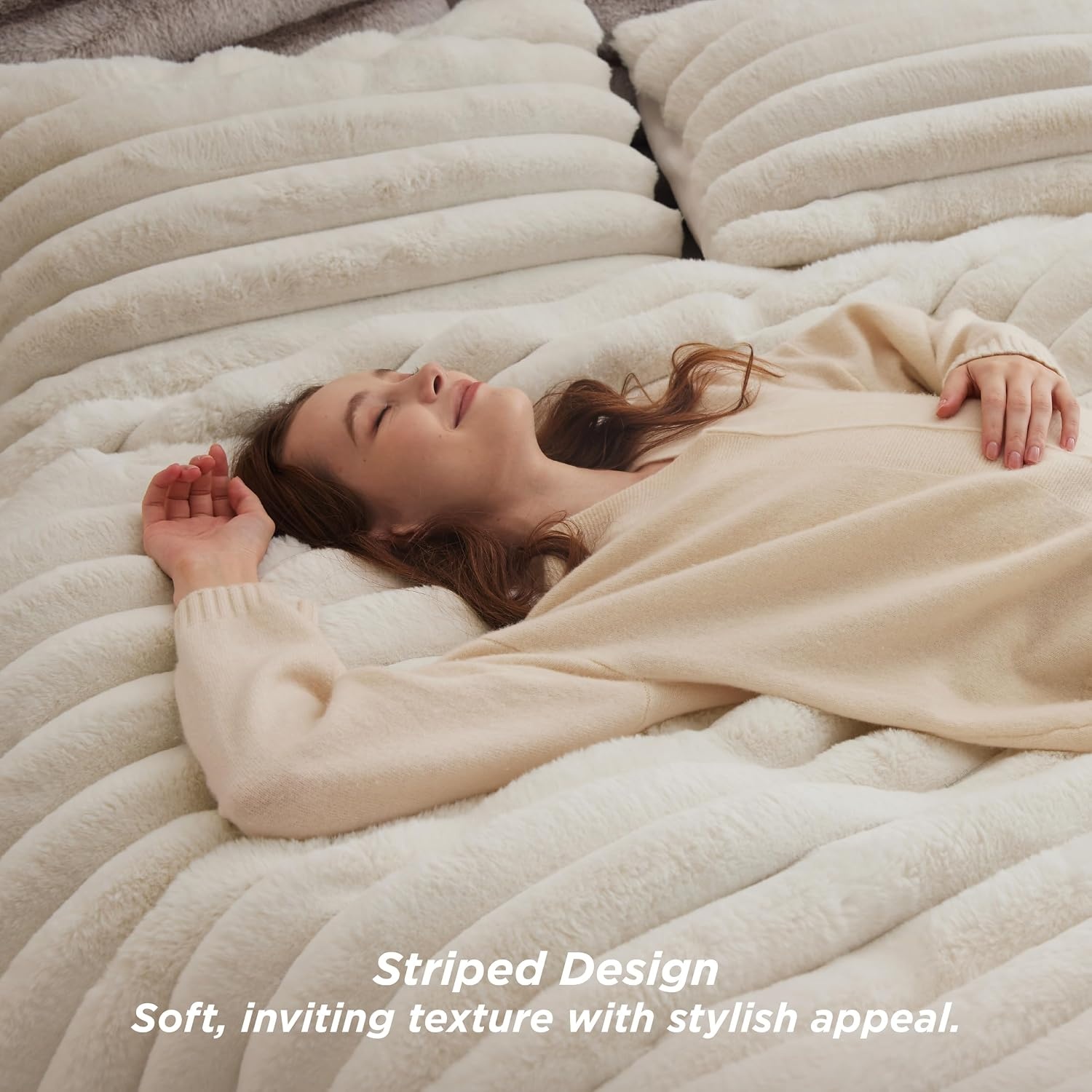 image:imageBedsure Faux Fur Queen Comforter Set Beige Fluffy Comforter Queen Size Soft and Cozy Shaggy Bedding Comforter Sets Winter Warm Luxury Fuzzy Bed Set 3 Pieces 1 Comforter and 2 Pillowcases01 Beige