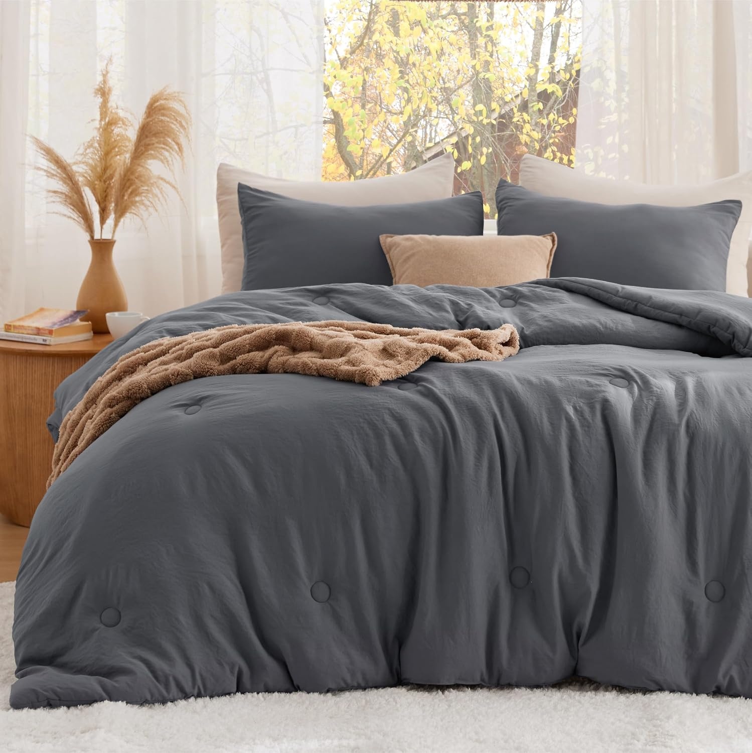 image:imageBedsure Queen Comforter Set Dark Grey Soft Prewashed Queen Size Bedding Quilted Comforter with Circle Design Down Alternative Comforter for All Seasons 3 Pieces Bed Set with 2 Pillow Shams06dark Greycircle
