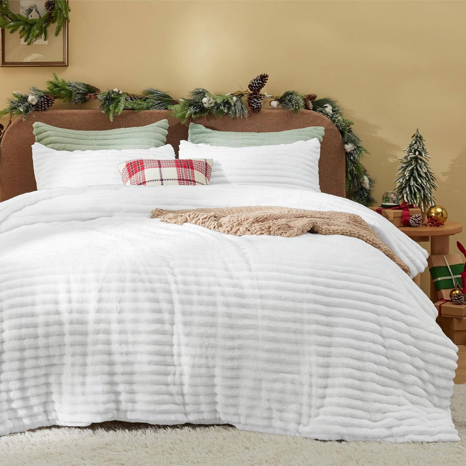 image:imageBedsure Queen Fluffy Comforter Set GentleSoft 3 Pieces Luxury Fleece Bed Olive Green Bedding Cozy Room Decor Aesthetic 1 Queen Bed Comforter 90x90 and 2 Pillowcases 20x2605 Bright White
