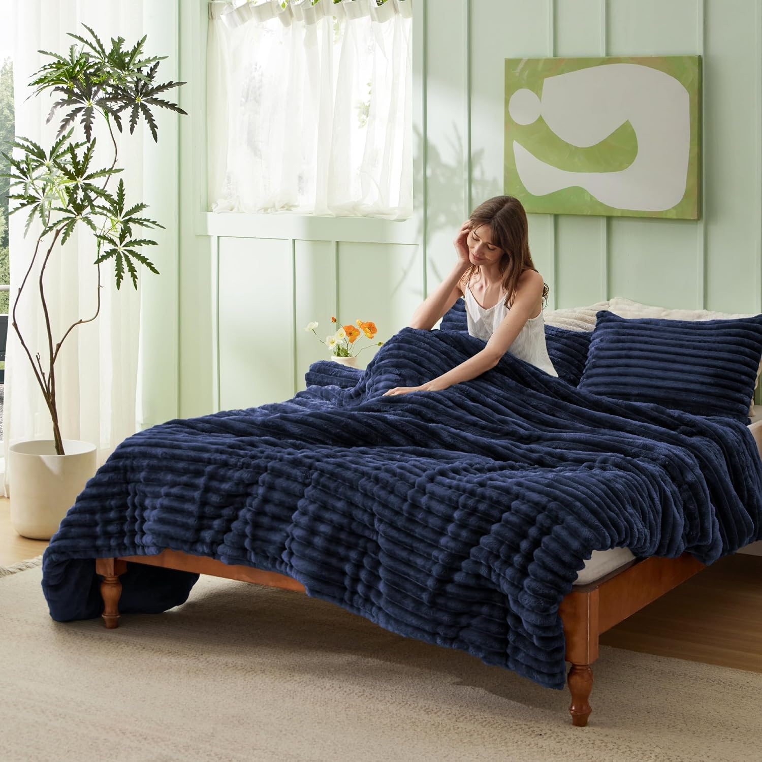 image:imageBedsure Queen Fluffy Comforter Set GentleSoft 3 Pieces Luxury Fleece Bed Olive Green Bedding Cozy Room Decor Aesthetic 1 Queen Bed Comforter 90x90 and 2 Pillowcases 20x2612 Navy