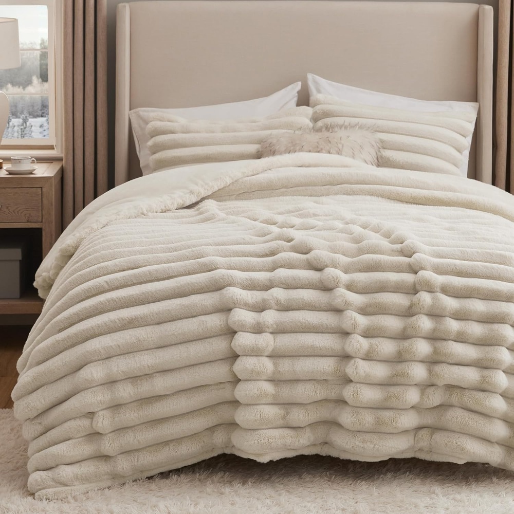 image:imageBedsure Faux Fur Queen Comforter Set Beige Fluffy Comforter Queen Size Soft and Cozy Shaggy Bedding Comforter Sets Winter Warm Luxury Fuzzy Bed Set 3 Pieces 1 Comforter and 2 Pillowcases01 Beige