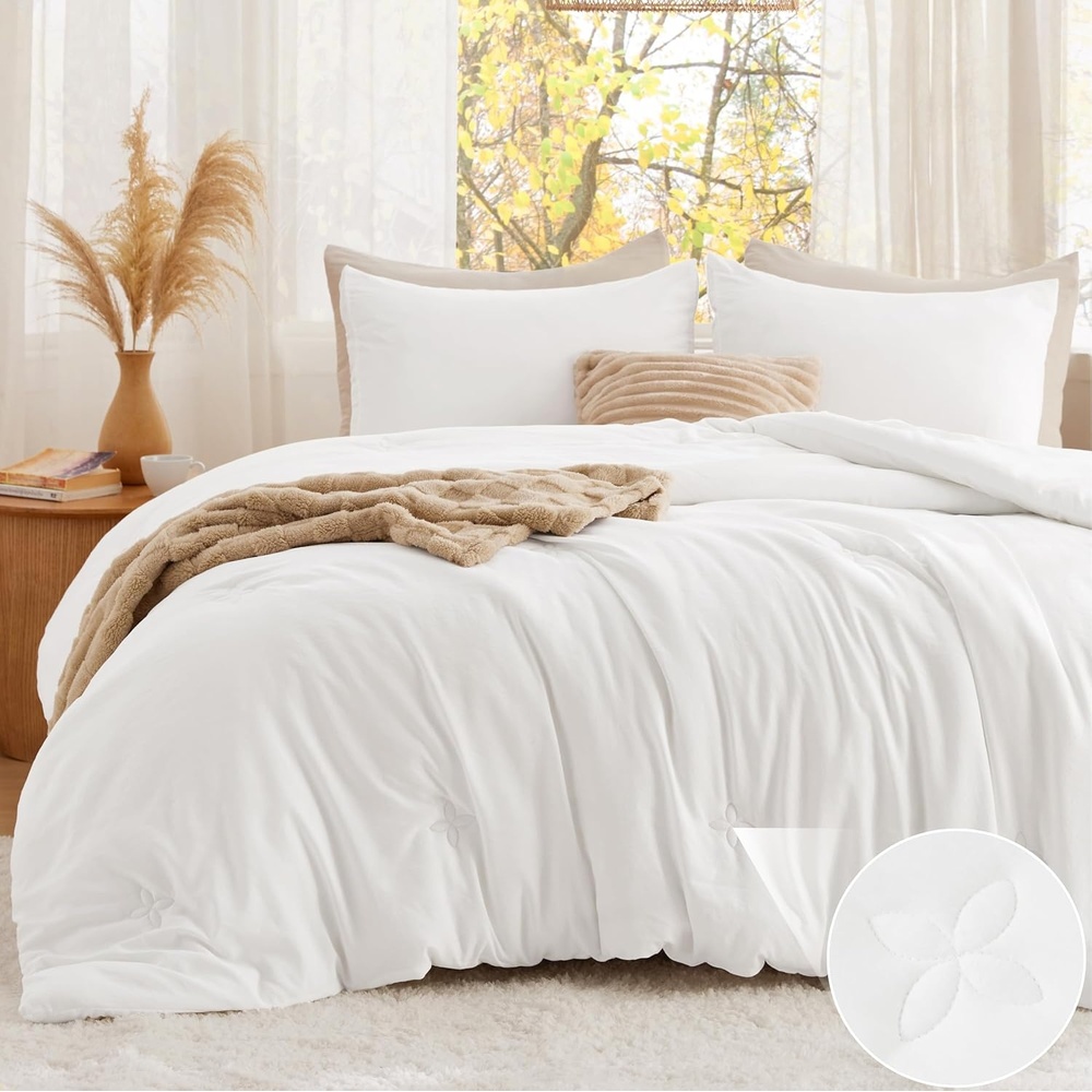 image:imageBedsure Queen Comforter Set Dark Grey Soft Prewashed Queen Size Bedding Quilted Comforter with Circle Design Down Alternative Comforter for All Seasons 3 Pieces Bed Set with 2 Pillow Shams01whiteclover
