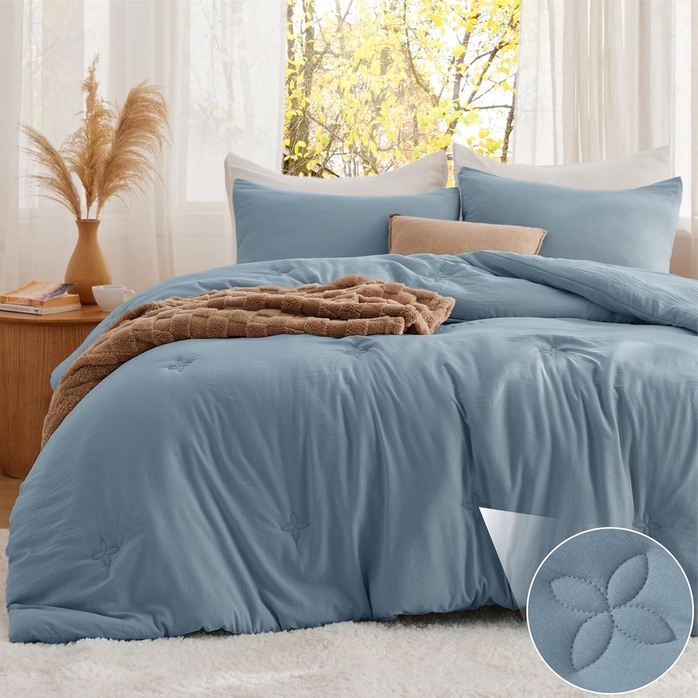 image:imageBedsure Queen Comforter Set Dark Grey Soft Prewashed Queen Size Bedding Quilted Comforter with Circle Design Down Alternative Comforter for All Seasons 3 Pieces Bed Set with 2 Pillow Shams04mineral Blueclover