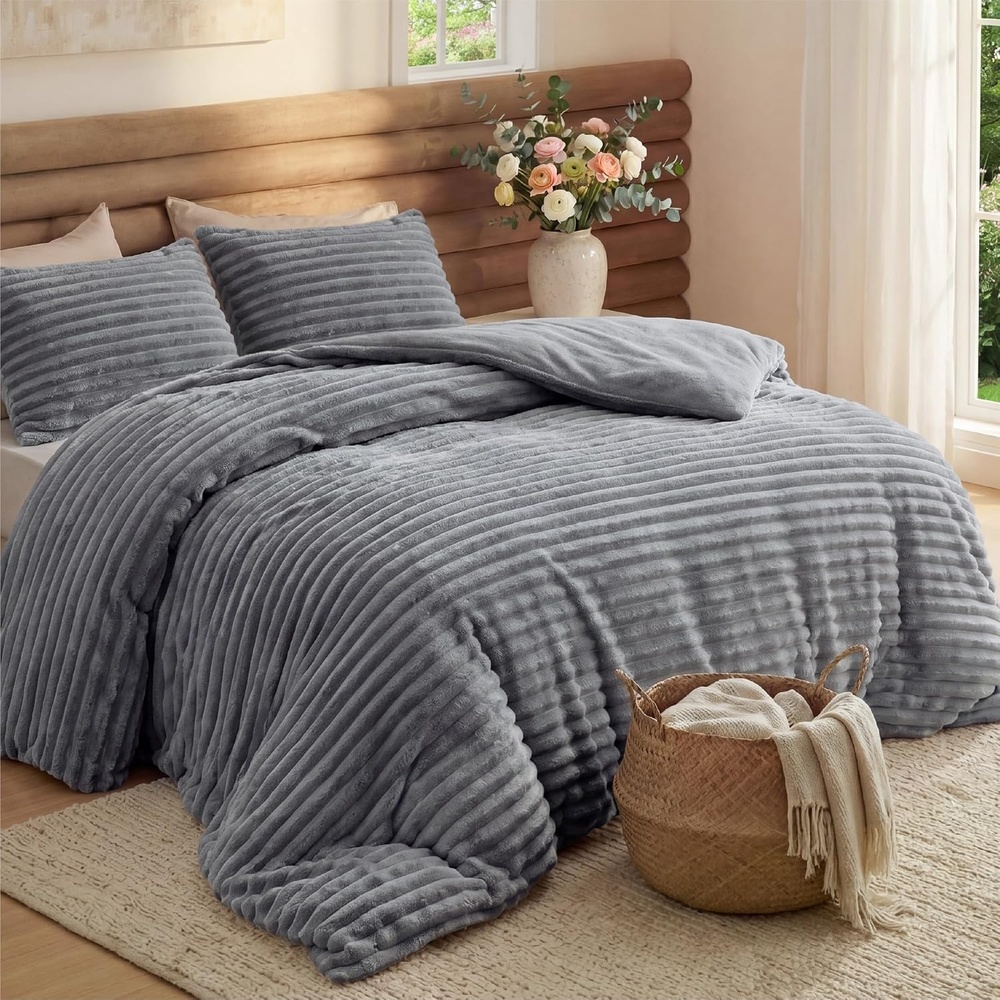 image:imageBedsure Queen Fluffy Comforter Set GentleSoft 3 Pieces Luxury Fleece Bed Olive Green Bedding Cozy Room Decor Aesthetic 1 Queen Bed Comforter 90x90 and 2 Pillowcases 20x2604 Grey