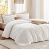 Bedsure Queen Comforter Set Dark Grey, Soft Prewashed Queen Size Bedding, Quilted Comforter with Circle Design, Down Alternative Comforter for All Seasons, 3 Pieces Bed Set with 2 Pillow Shams(01-white-clover)