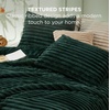 Bedsure Queen Fluffy Comforter Set – GentleSoft 3 Pieces Luxury Fleece Bed Olive Green Bedding, Cozy Room Decor Aesthetic, 1 Queen Bed Comforter (90″x90″) and 2 Pillowcases (20″x26″)(07 – Emerald)
