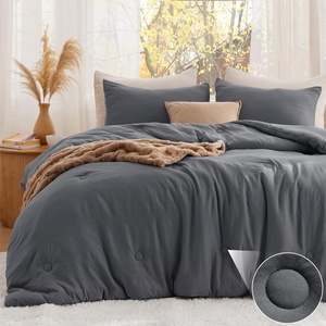 Bedsure Queen Comforter Set Dark Grey, Soft Prewashed Queen Size Bedding, Quilted Comforter with Circle Design, Down Alternative Comforter for All Seasons, 3 Pieces Bed Set with 2 Pillow Shams(06-dark Grey-circle)
