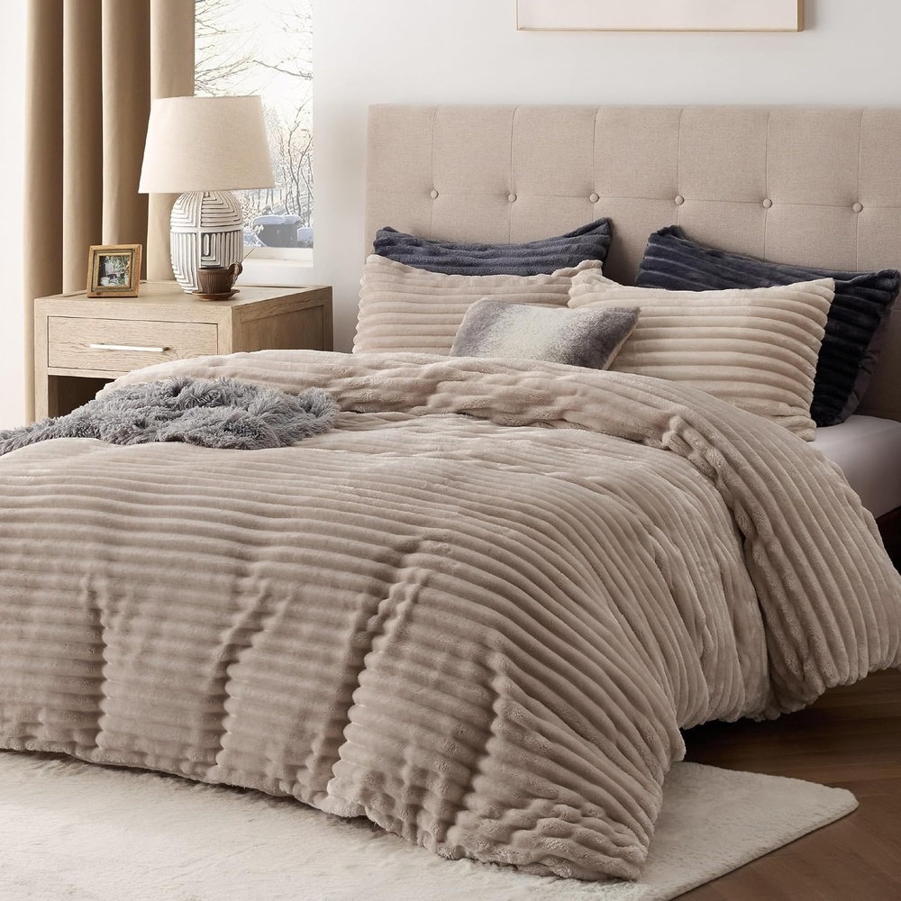 image:imageBedsure Fluffy Duvet Cover Set Ultra Soft Plush Shaggy Comforter Cover Queen Size Warm Flannel Fleece Bed Sets for Winter 3 Pieces Striped Pattern Forest Green06 Khaki No Comforter