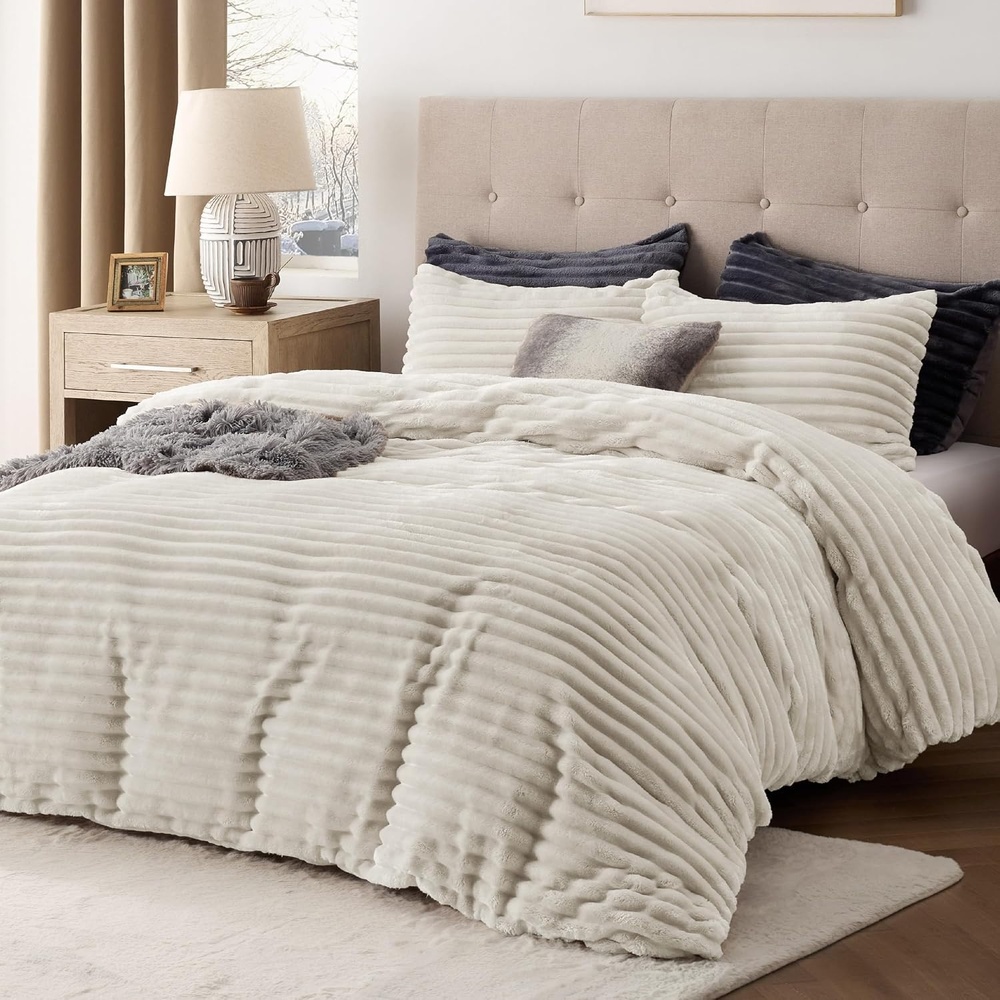 image:imageBedsure Fluffy Duvet Cover Set  Ultra Soft Plush Shaggy Comforter Cover Queen Size Warm Flannel Fleece Bed Sets for Winter 3 Pieces Striped Pattern Forest Green03  Linen No Comforter
